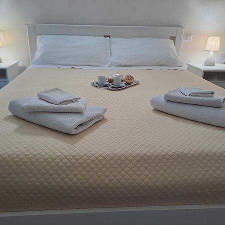 Casa Sabina Hotel Intra Bagian luar foto